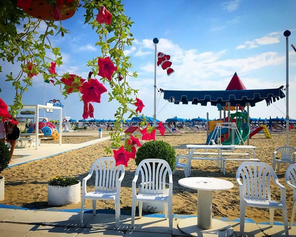 Hotel Solidea Rimini Eksteriør bilde